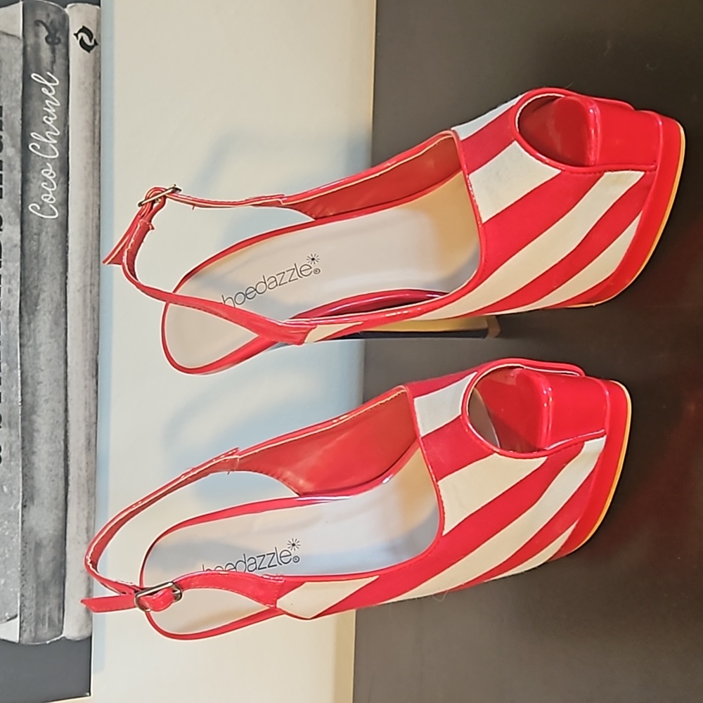 Hillary platform slingback heels by Shoedazzle Sz 7.5